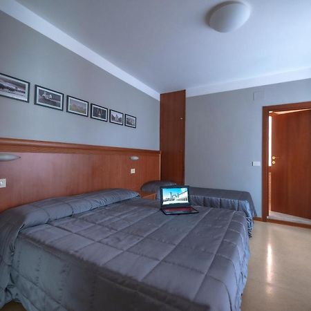 Hotel Moderno Assisi Luaran gambar