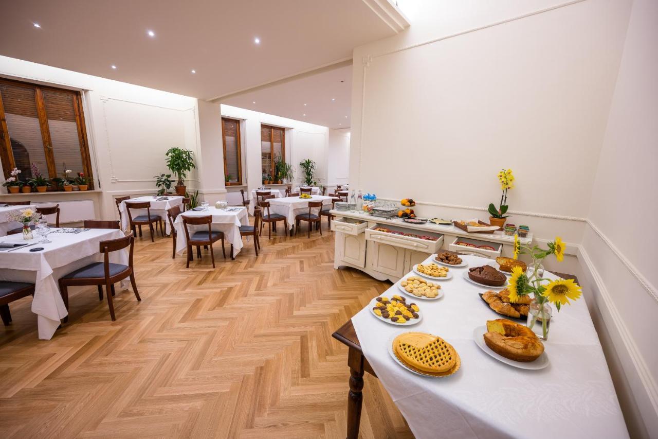 Hotel Moderno Assisi Luaran gambar