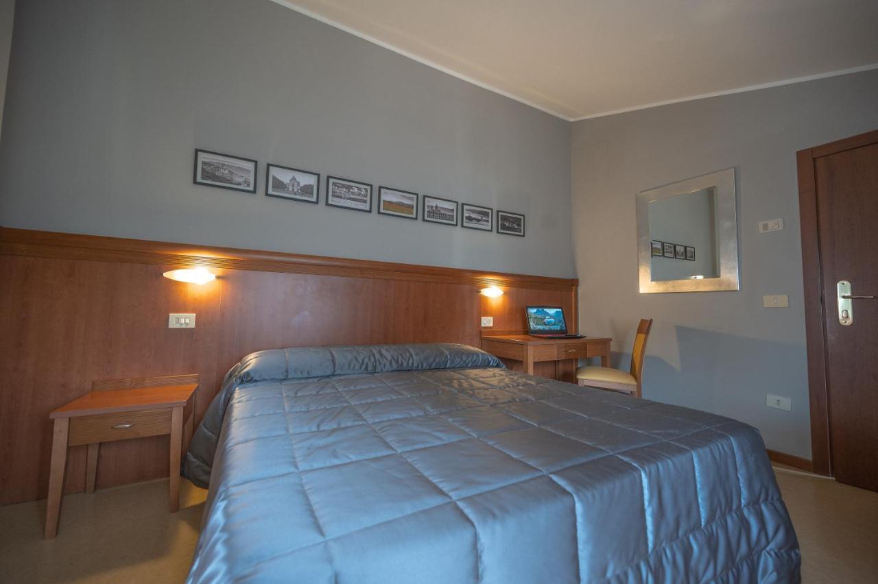 Hotel Moderno Assisi Luaran gambar