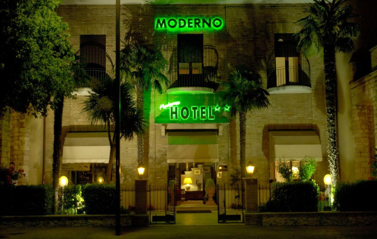 Hotel Moderno Assisi Luaran gambar