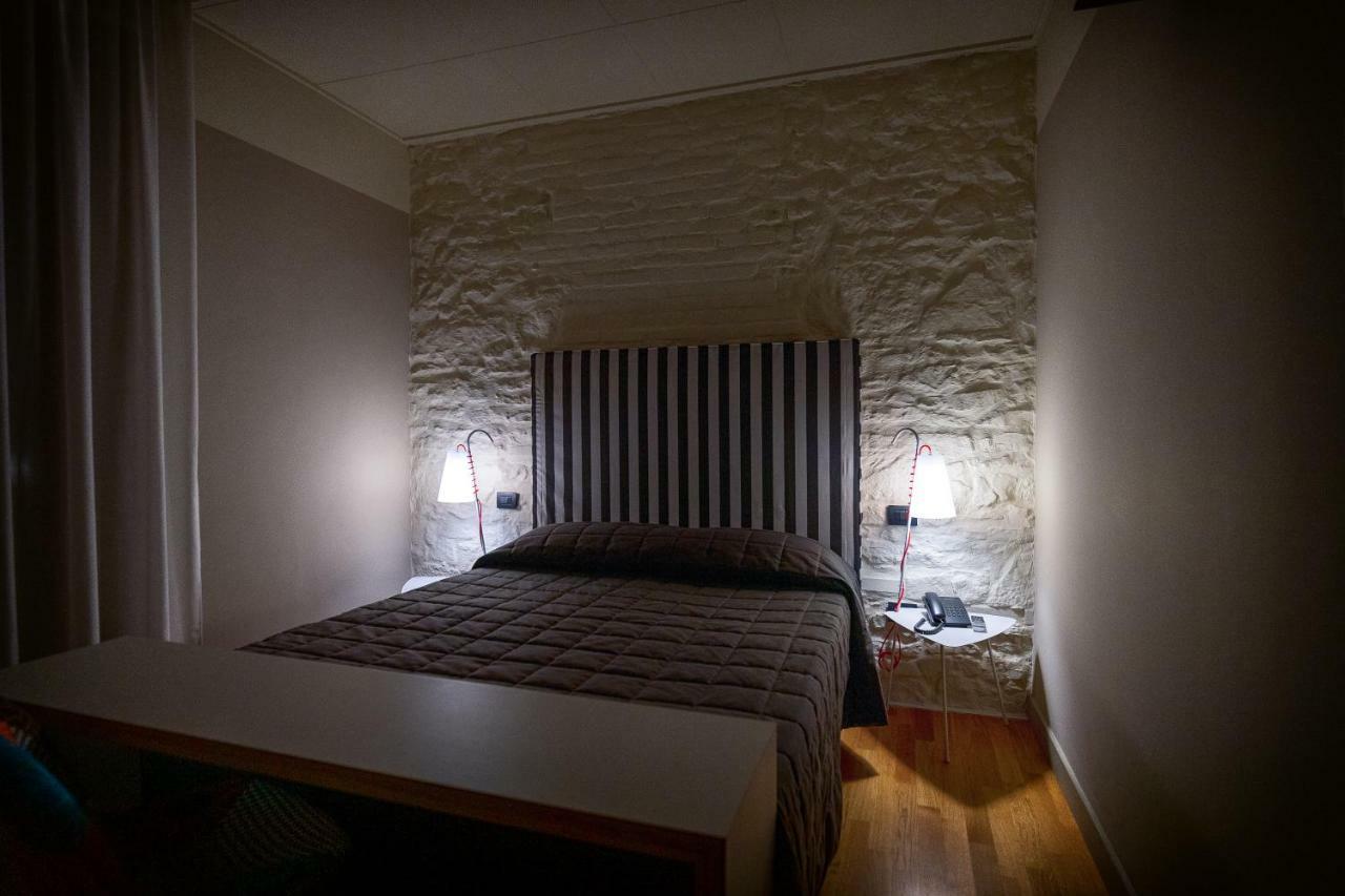 Hotel Moderno Assisi Luaran gambar