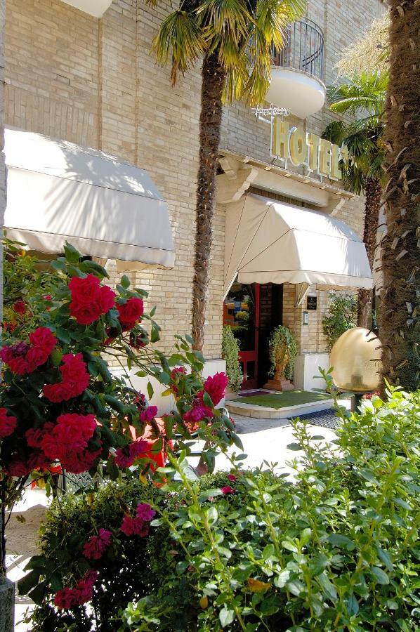 Hotel Moderno Assisi Luaran gambar